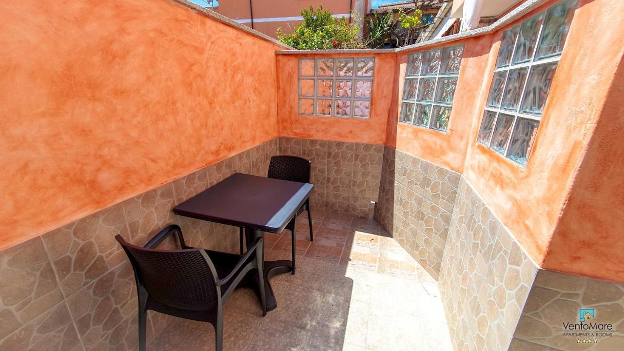 Residence Il Vento E Il Mare פאלאו מראה חיצוני תמונה